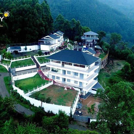Firefly Resort Kanthalloor Exterior photo